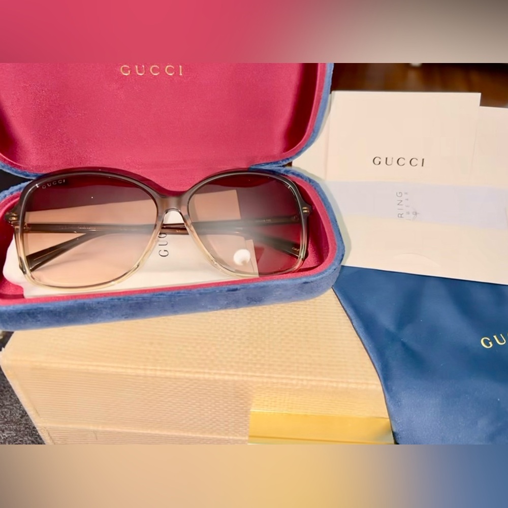 Gucci oversized sunglasses